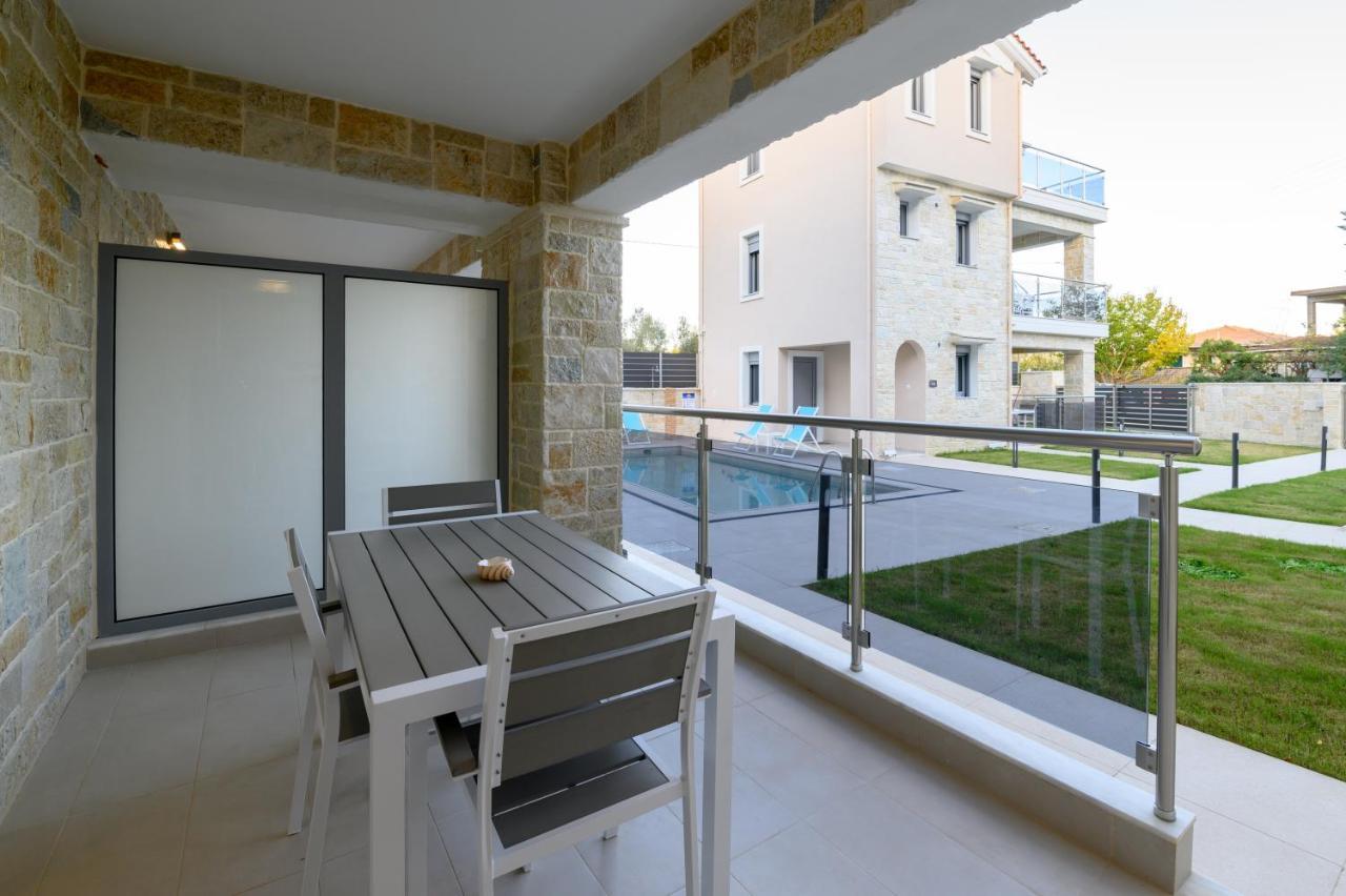 Momento Luxury Apartments Walking Distance From The Beach Nikiana Exterior photo